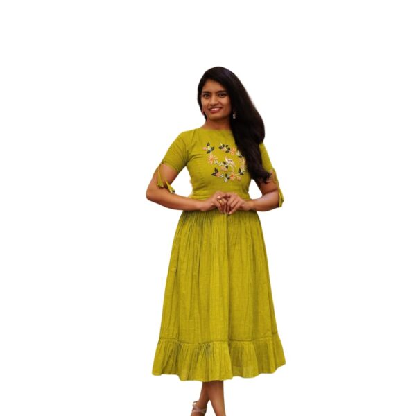 Indu Embroidered Reyon Slub Dress